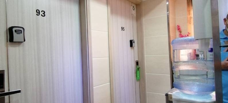 香港新月宾馆(尖沙咀地铁C2)图片