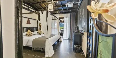 十二城·江山樓·觀景輕奢ins雲宿(芙蓉鎮網紅觀景大瀑布店)