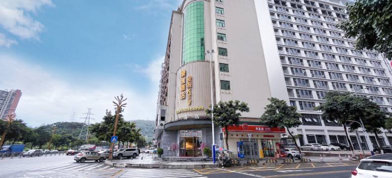 东莞乐汇酒店(凤岗沃尔玛店)图片