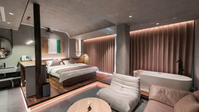 九月•森林美宿(神农架木鱼店)