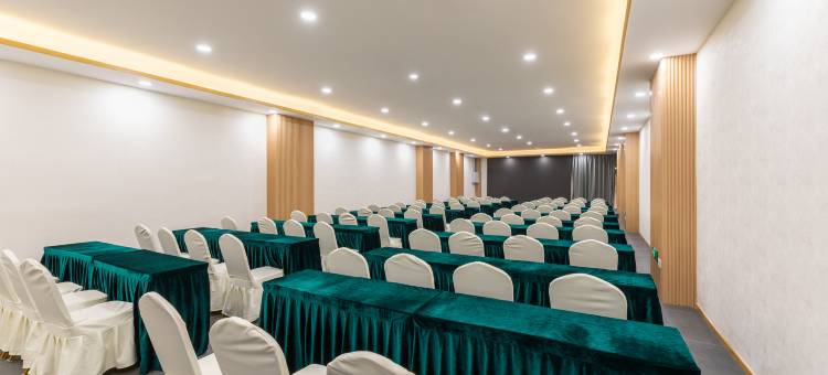 建国·璞隐酒店(威海高铁北站张村政府店)图片