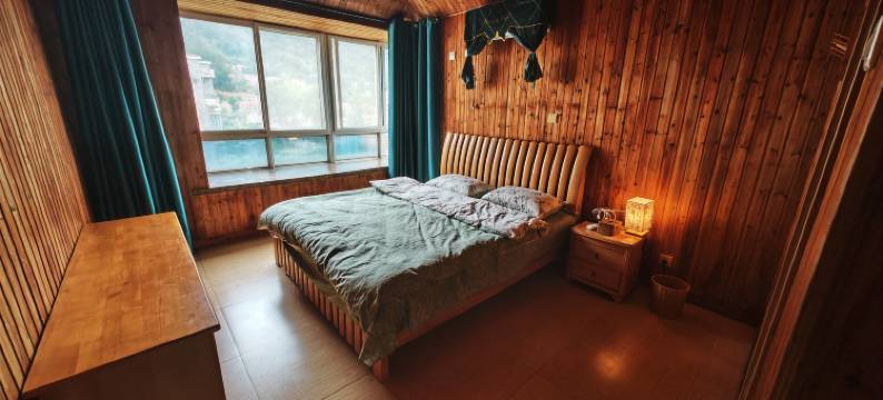 连云港霞友民宿(连云港老街连云站店)图片