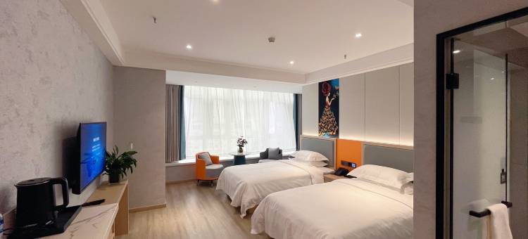 镇安龙腾酒店图片