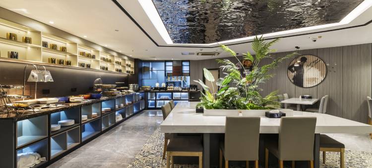 灰鲸智能酒店(淮安清江商场新亚广场店)图片