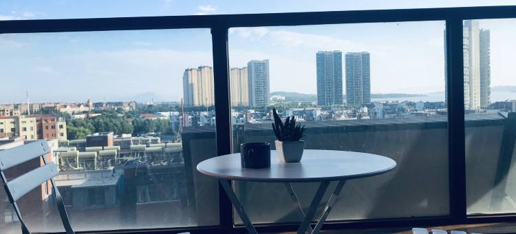 青岛汐海ins海景民宿(恒大金沙滩店)图片