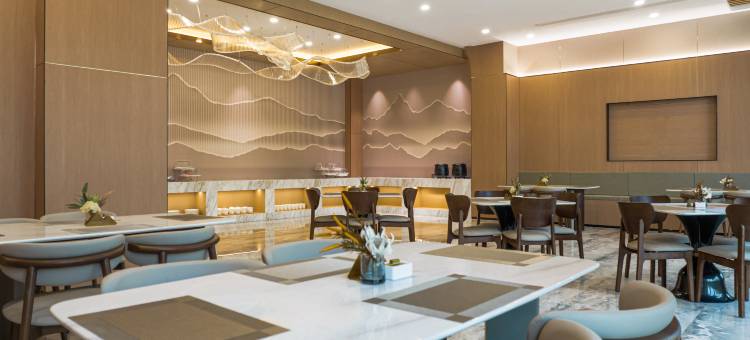 文安欢顿酒店图片