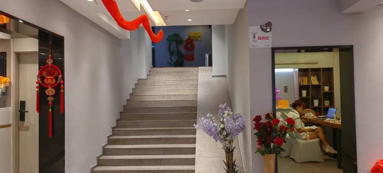 华驿精选酒店(乌鲁木齐华凌步行街店)图片