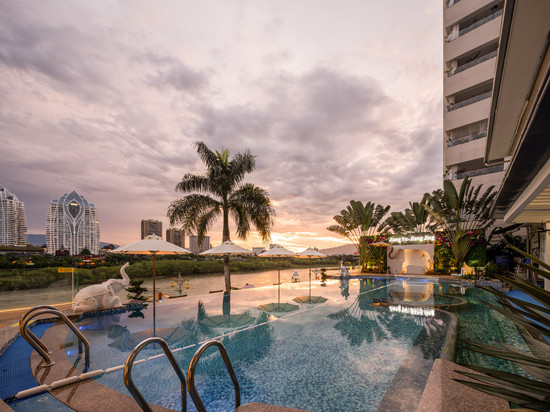 江语江景·一线江景温泉酒店(西双版纳景洪告庄星光夜市店)