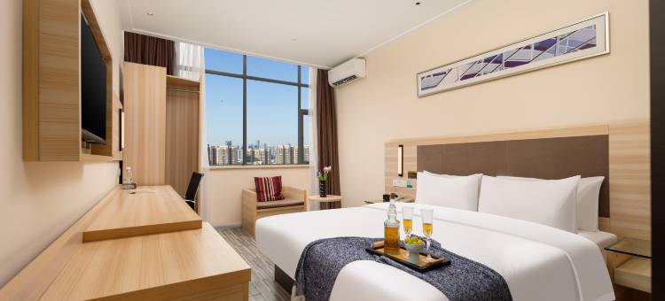 嘉宝美宿·城景星空影音巨幕观影·甄选酒店(南昌火车站东广场店)图片