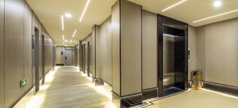 芳华智选轻奢酒店(西龙王庙地铁站店)图片