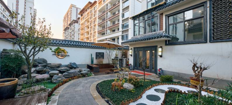 栖隐民宿(万岁山武侠城开封大学店)图片