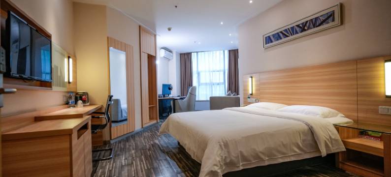 主场电竞酒店(温江南熏大道一段店)图片