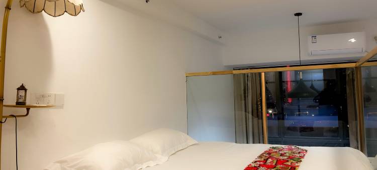 L主题公寓(华盛路店)图片