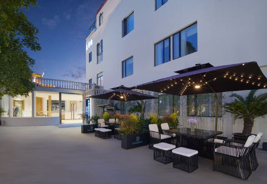 Mo Shang Sweet Sweet Hotel (Shanghai Hongqiao Airport Hongmei Road) Hotel Overview