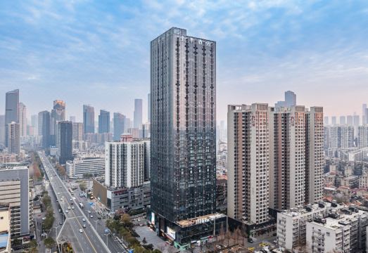 武汉江汉桥高空江景全季酒店外景图