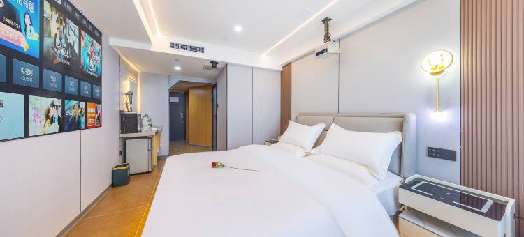 云希酒店(张掖路步行街店)图片