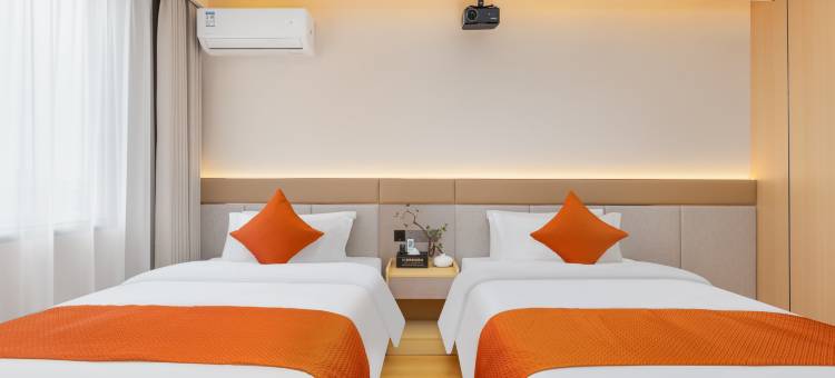 美季·影院酒店(南昌八一广场火车站店)图片