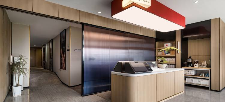 路客Hotels(广州体育中心林和西地铁站店)图片