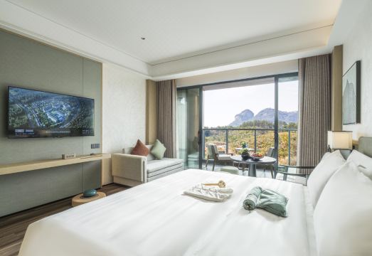 Jingju Resort Wuyishan Hotel Overview
