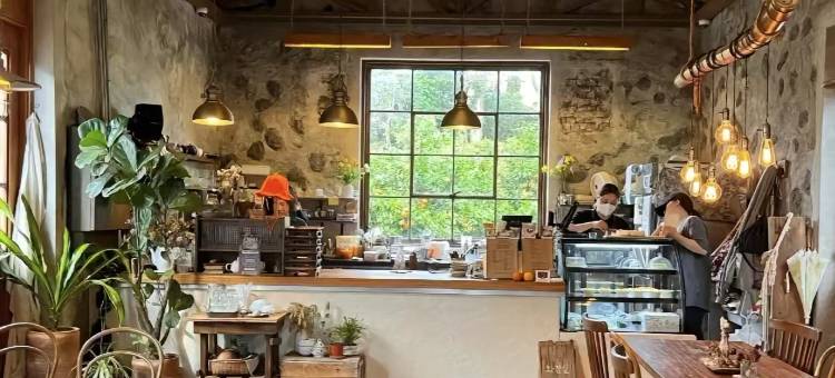 禾木双穗禾·360°环山CoffeBar原木风私享美宿(落日篝火晚会店)图片