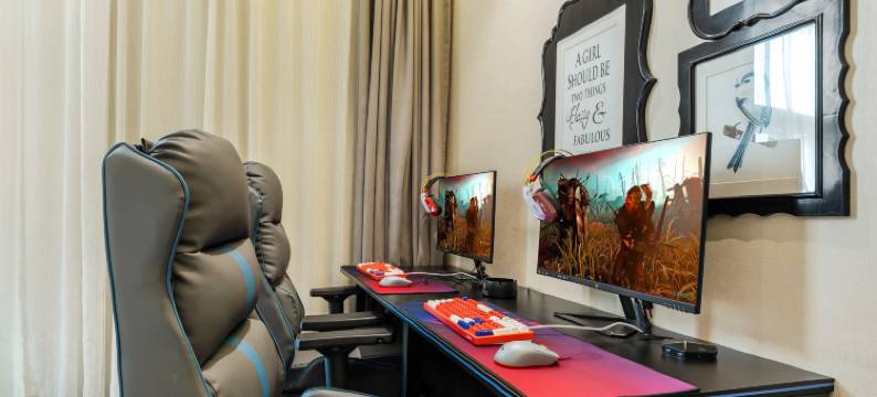 地平线电竞酒店(无锡长江北路太湖花园地铁站店)图片