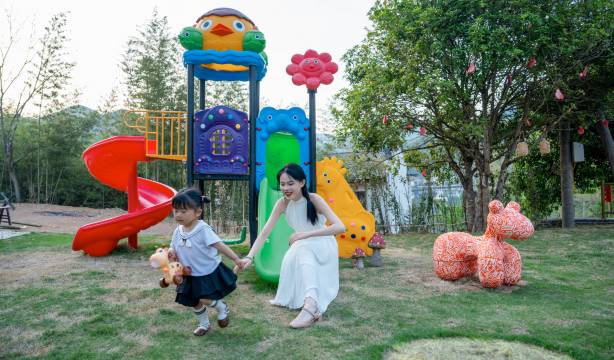 宁国明天见丨360°山雾竹筏・全景・亲子庭院(皖南川藏线储家滩店)图片