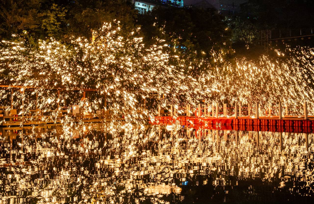 东莞嘉辉会丽呈华廷酒店(龙凤山庄店)图片