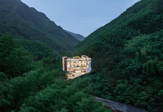 贝云阁·山野溯溪·私汤度假Villa美宿外景图