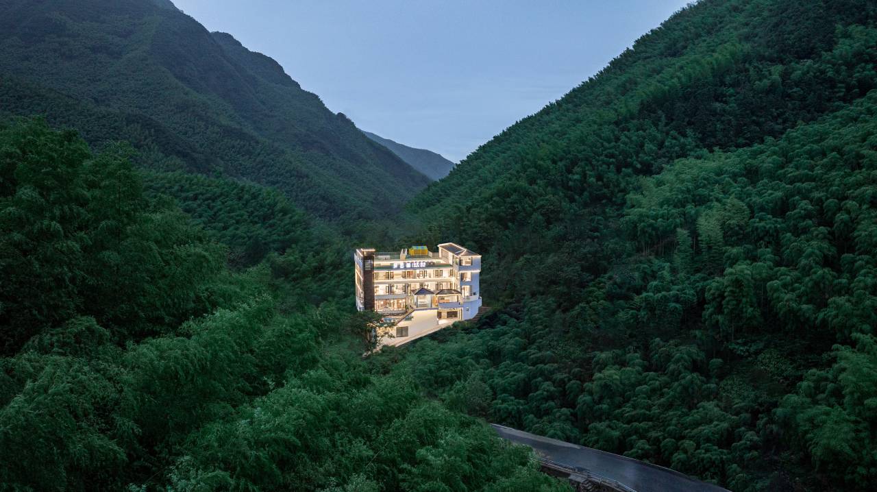 贝云阁·山野溯溪·私汤度假Villa美宿