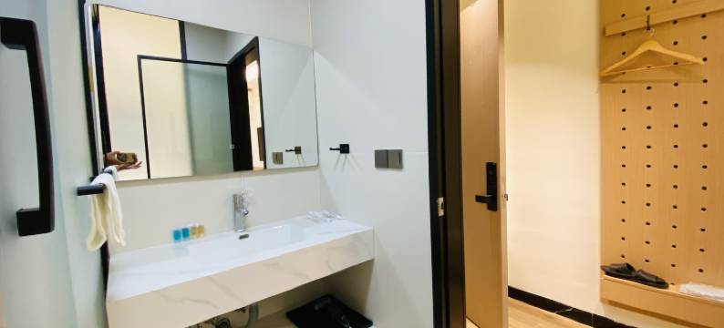 云漫春海酒店图片