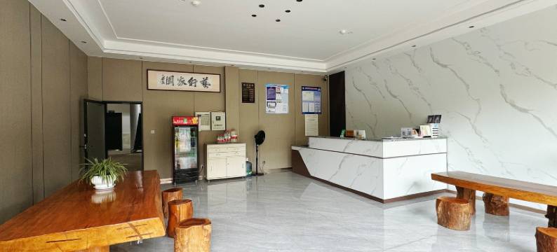 勐腊县勐仑春林宾馆图片