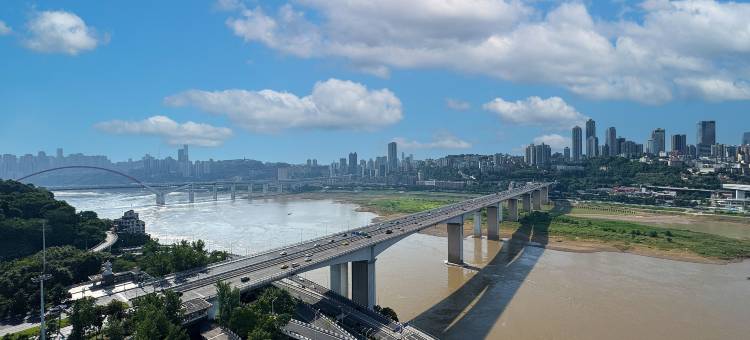 览境江景民宿(重庆南滨路长江国际店)图片