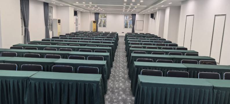 橡树林酒店(重庆南坪商业中心区回龙湾店)图片