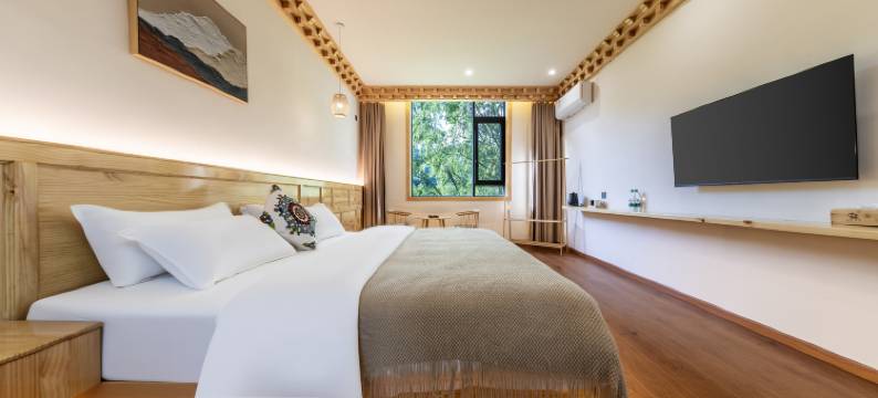 山涧央朵精品民宿图片