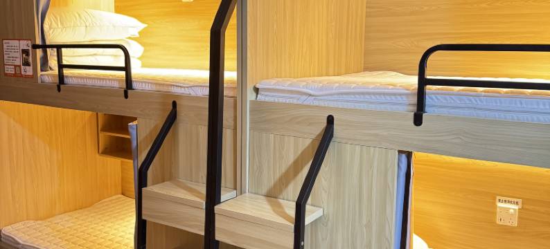 四季富氧青年旅舍(西宁火车站店)图片