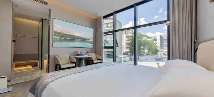 盐亭未来智住酒店(嫘祖广场店)图片