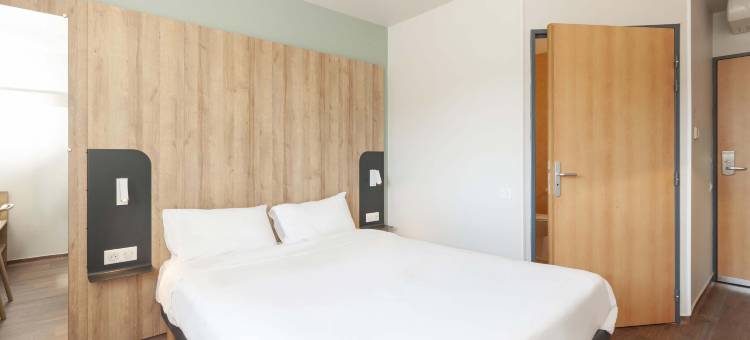 保罗莱斯卡住宿加早餐酒店(B&B Hotel Pau Lescar)图片