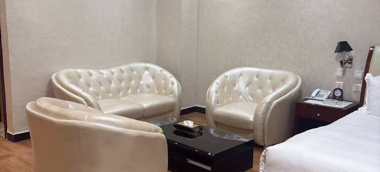 华人国际酒店(HuaRen Hotel)图片