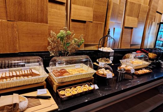 Cormar Suites Kuala Lumpur Hotel Overview