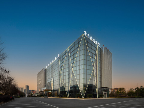 独山富日花园酒店