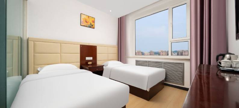 大兴安岭桃元宾馆(加格达奇火车站店)图片