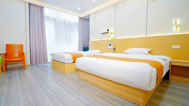 美旭s酒店(南通火车站店)