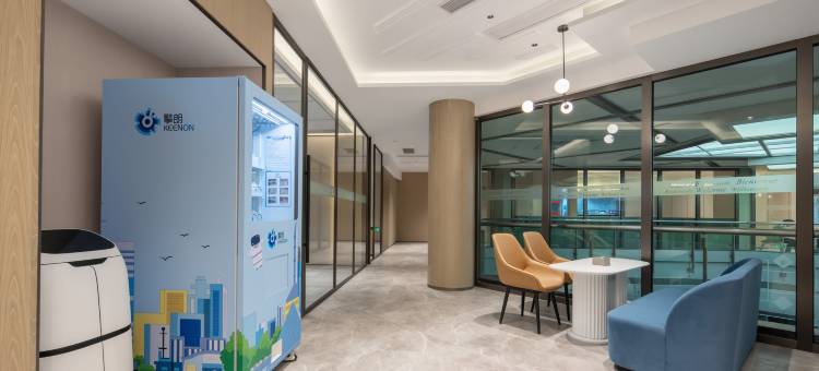 康铂酒店(上海陆家嘴中心向城路地铁站店)图片