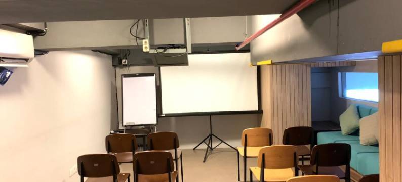 POP!酒店-雅加达帕萨巴鲁(Pop! Hotel Pasar Baru Jakarta)图片