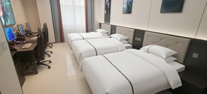 雷派电竞主题酒店(凤翔店)图片