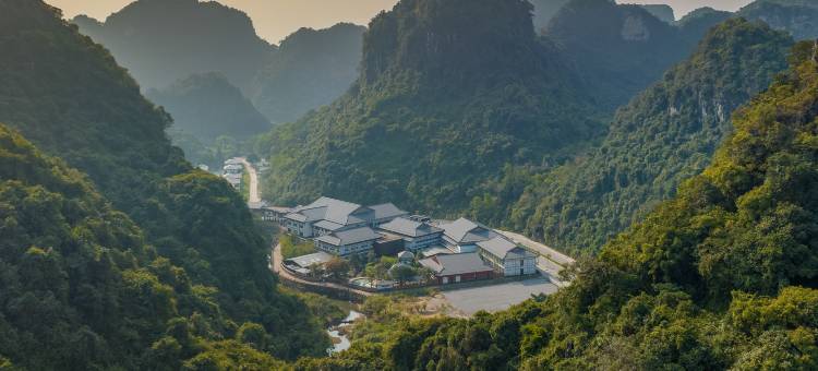 希尔顿光行温泉度假酒店(Hilton Quang Hanh Onsen Resort)图片