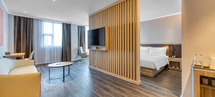 汉庭酒店(无锡太湖鼋头渚风景区万象城店)图片