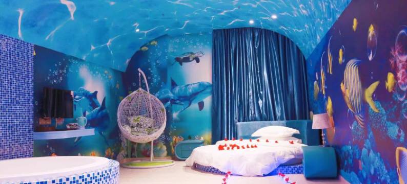 广州LOVEME情侣主题酒店(广州花都融创文旅城店)图片