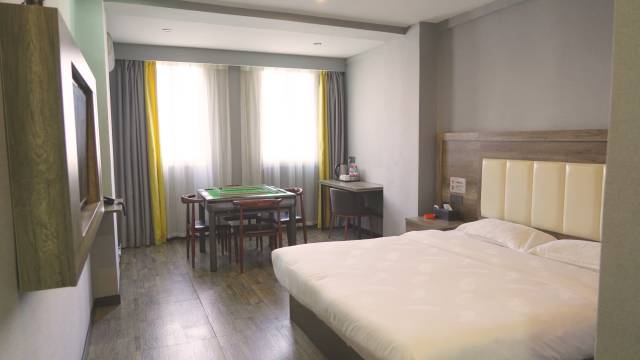 泗洪东方明珠宾馆(建设南路店)