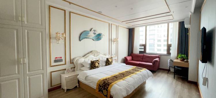 众泰宾馆(牛河梁高铁站店)图片